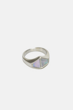 Black Shell Duo Triangles Ring