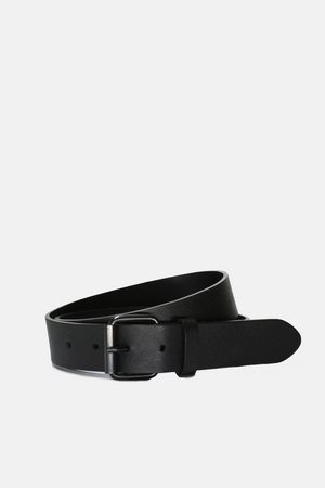 Black Leather on Black Buckle Belt